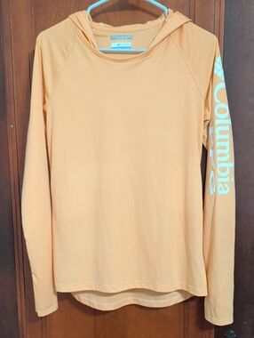 Columbia Hooded Long-Sleeve Sun Shirt